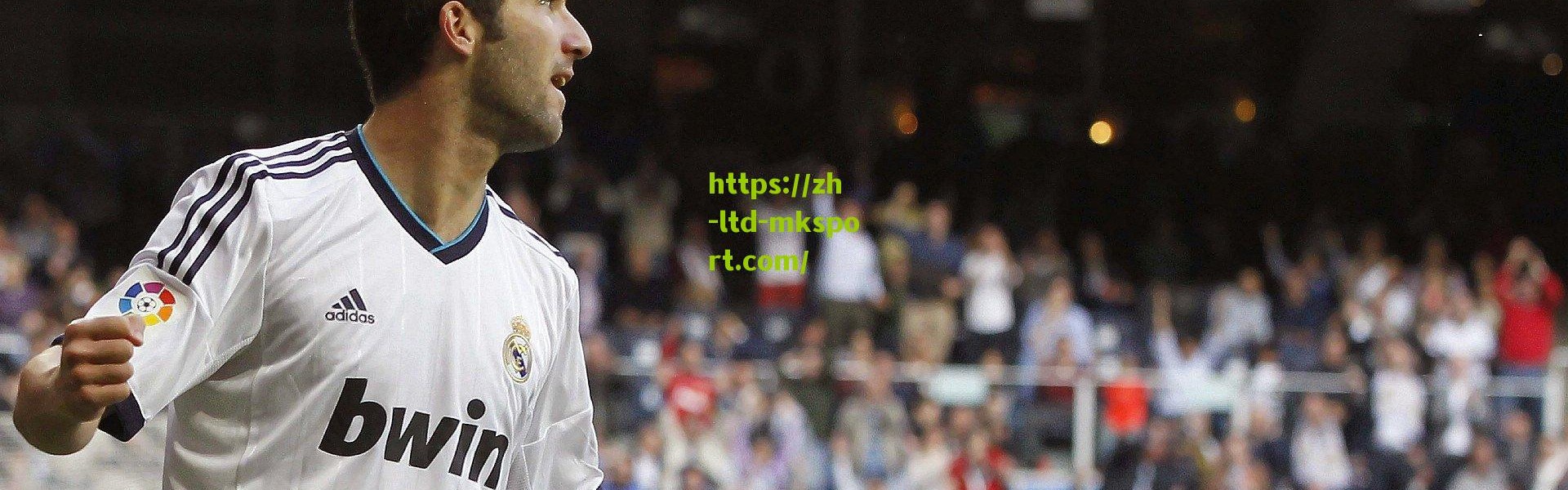 击剑小将姜鑫瑞，剑道照亮自信之路