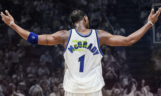 名记深度解析，詹姆斯坦然面对重建周期，承诺以职业精神引领湖人新征程