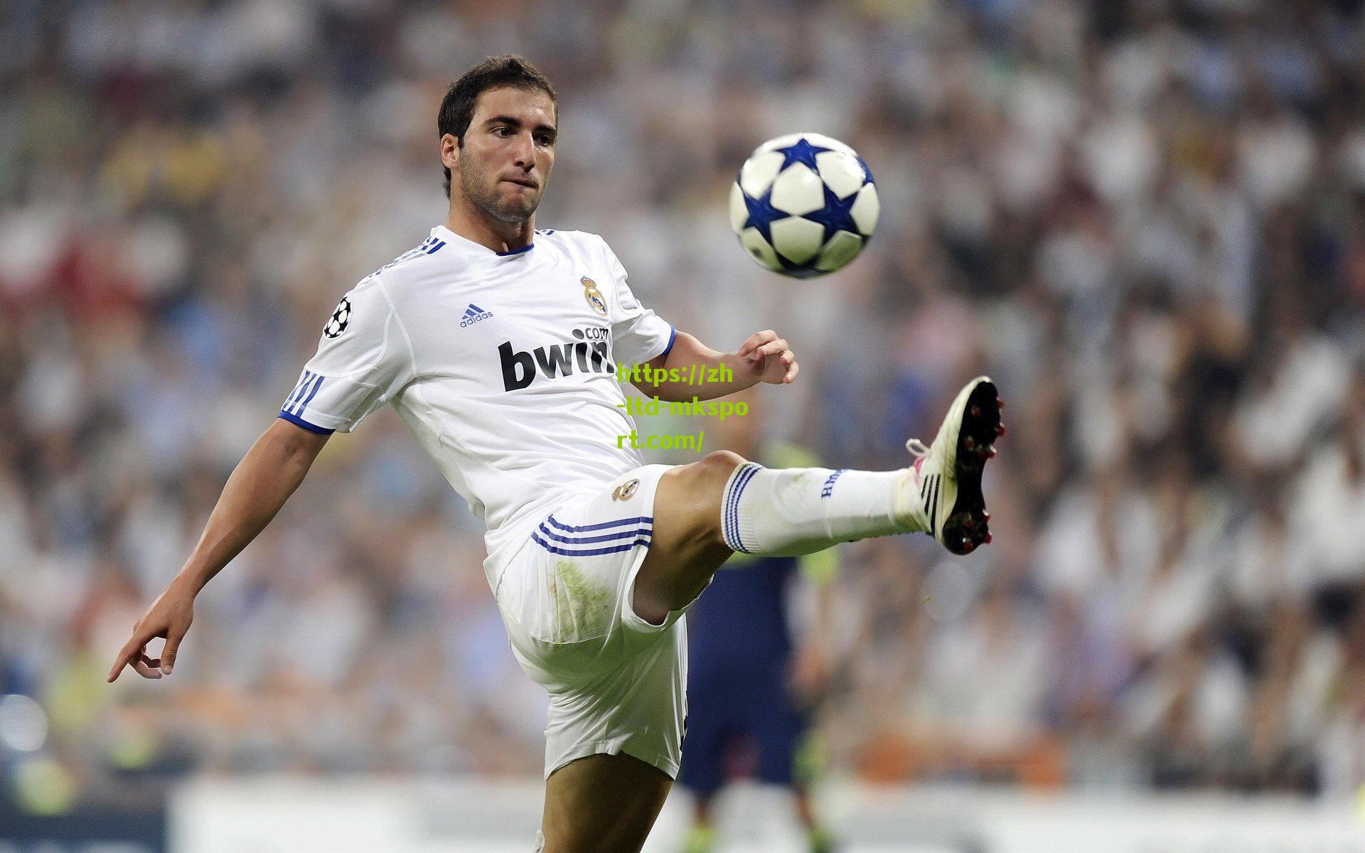 亚足联开出纪律罚单 韩国队单场五黄代价高昂 马宁严格执法引热议